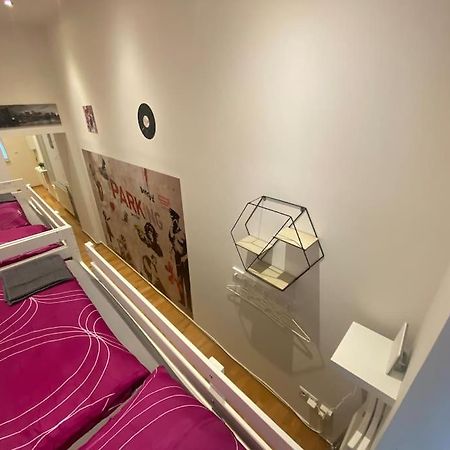 Cozy Appartm With + Airport/City Center Connection Lejlighed Wien Eksteriør billede